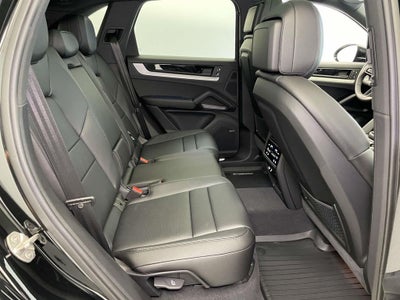 2026 Porsche Cayenne Base