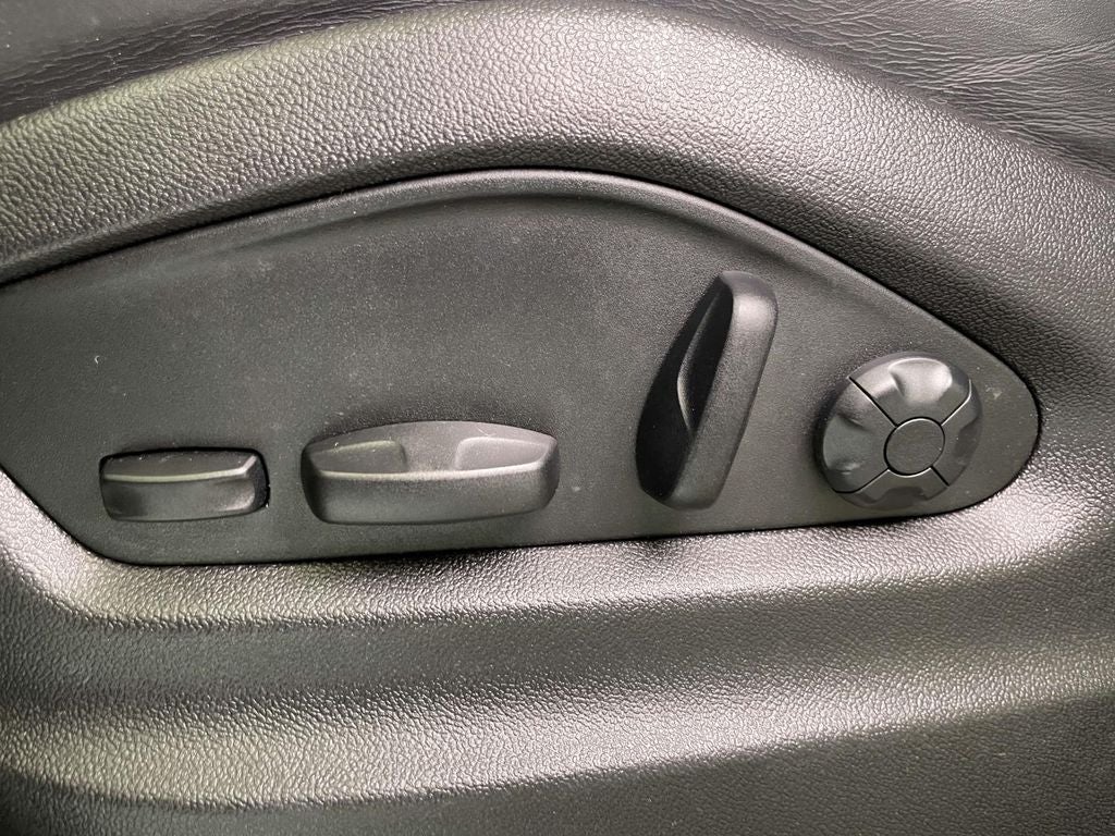 2023 Porsche Cayenne Base