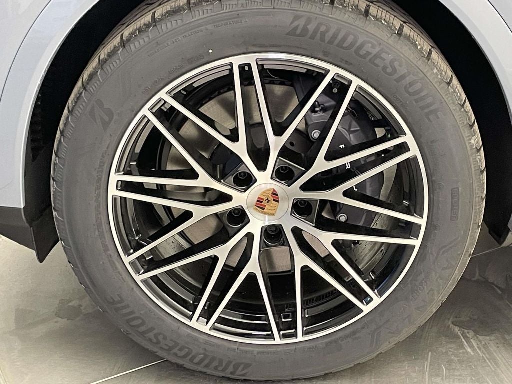 2026 Porsche Cayenne Base