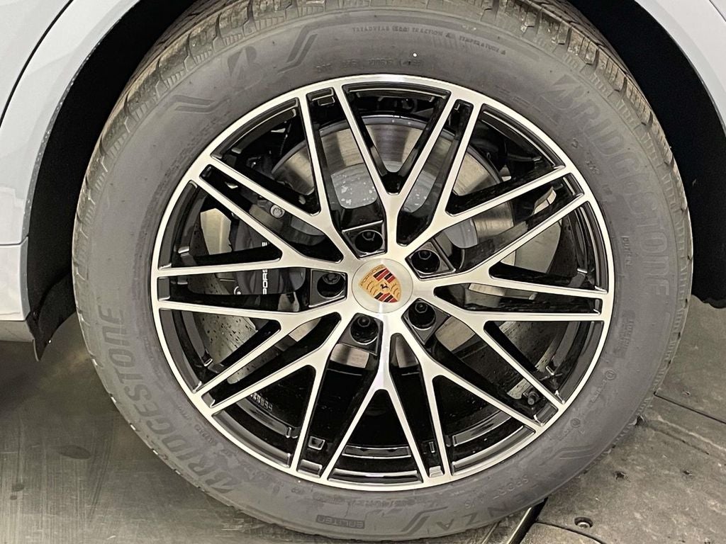 2026 Porsche Cayenne Base