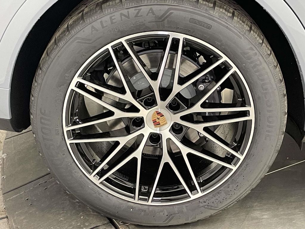 2026 Porsche Cayenne Base