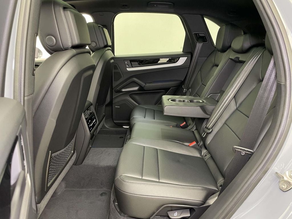 2026 Porsche Cayenne Base