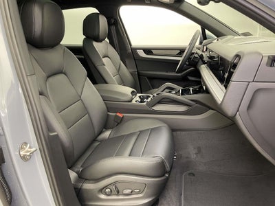 2026 Porsche Cayenne Base