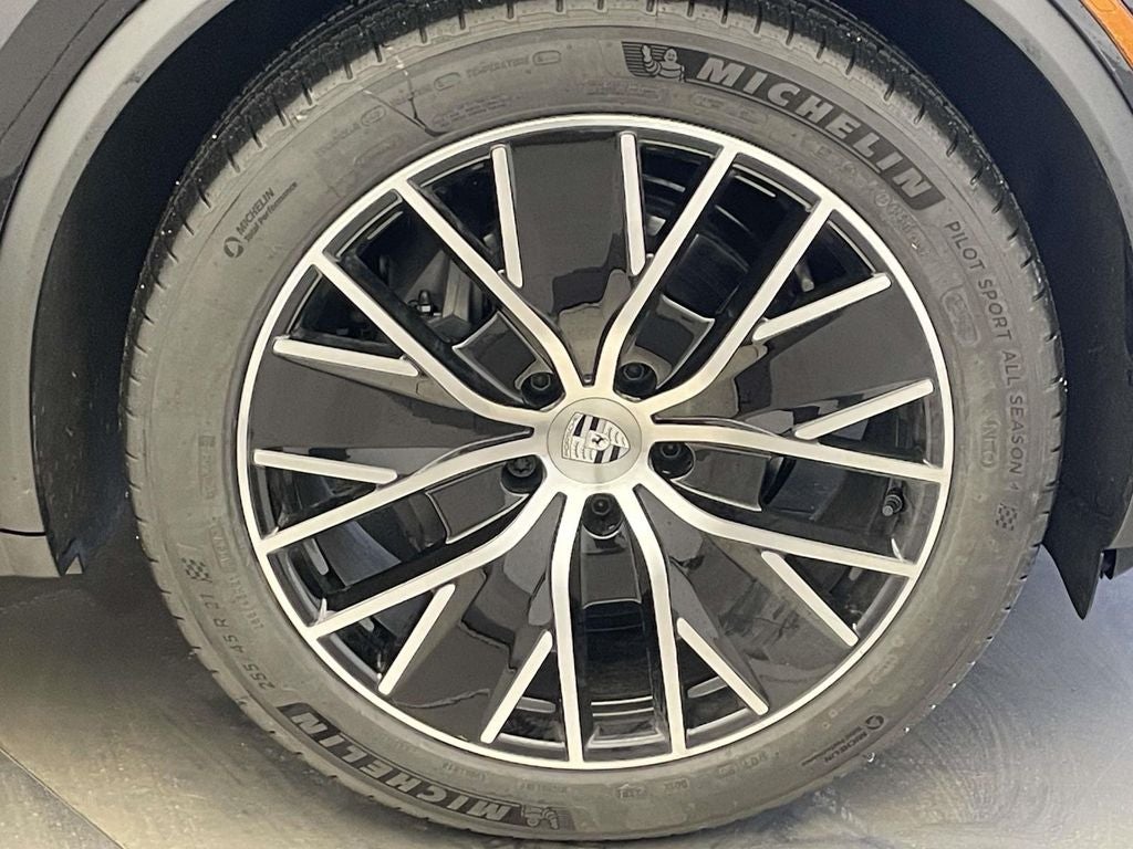 2026 Porsche Macan Electric 4