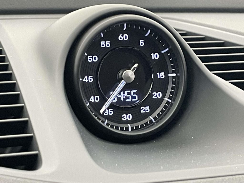 2026 Porsche Macan Electric 4