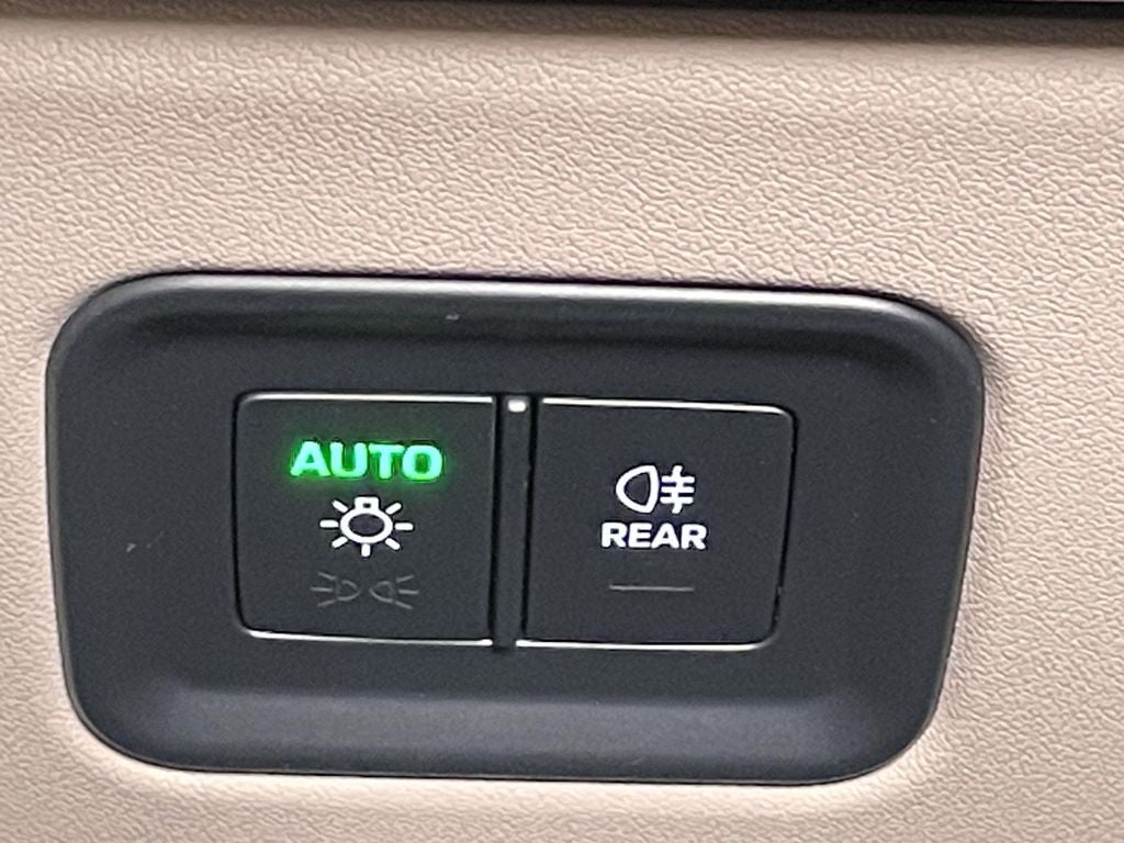 2026 Porsche Macan Electric 4