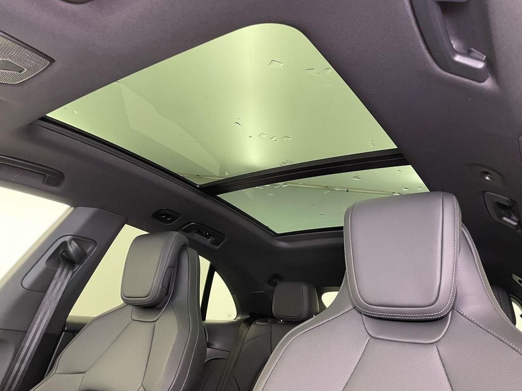 2025 Porsche Macan Electric 4