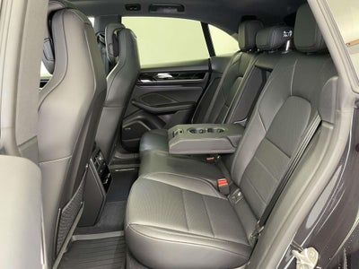 2025 Porsche Macan Electric 4