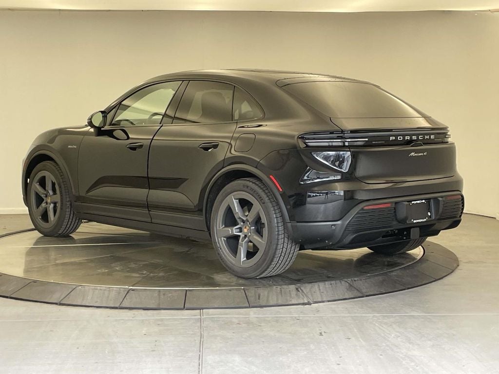2025 Porsche Macan Electric 4