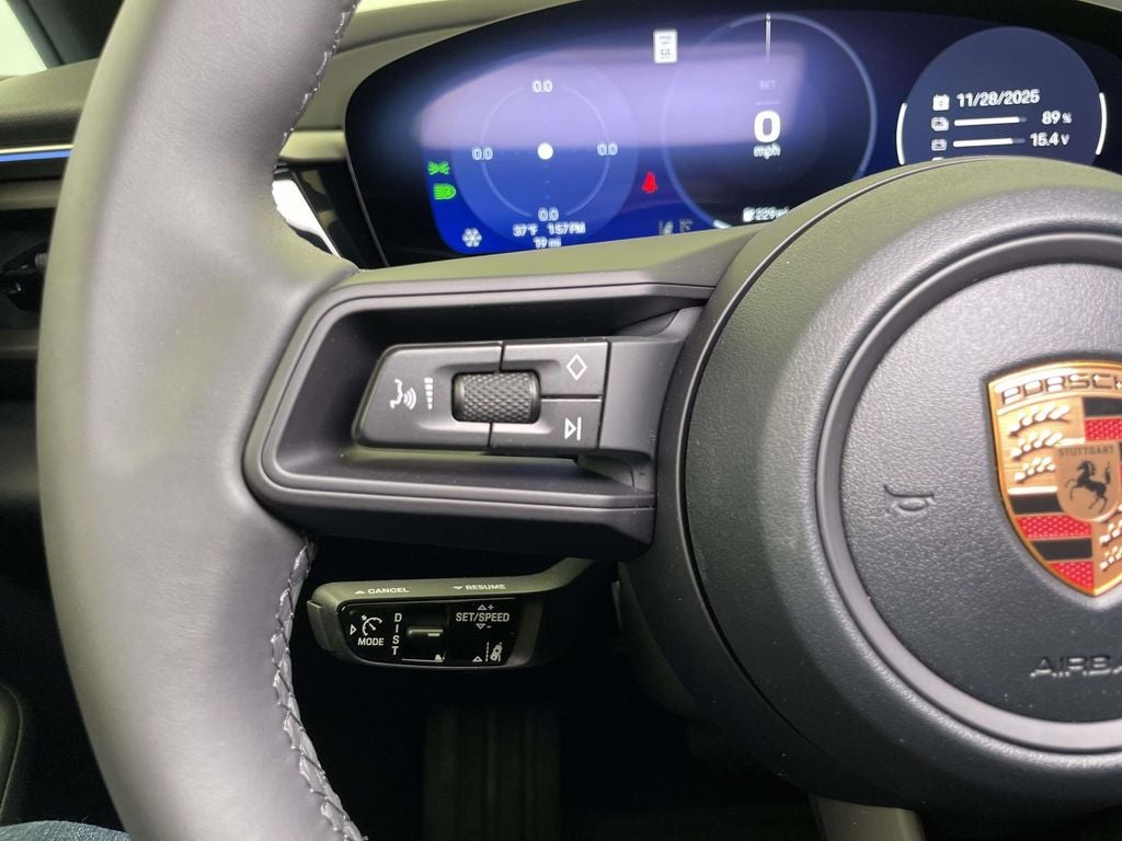 2025 Porsche Macan Electric 4