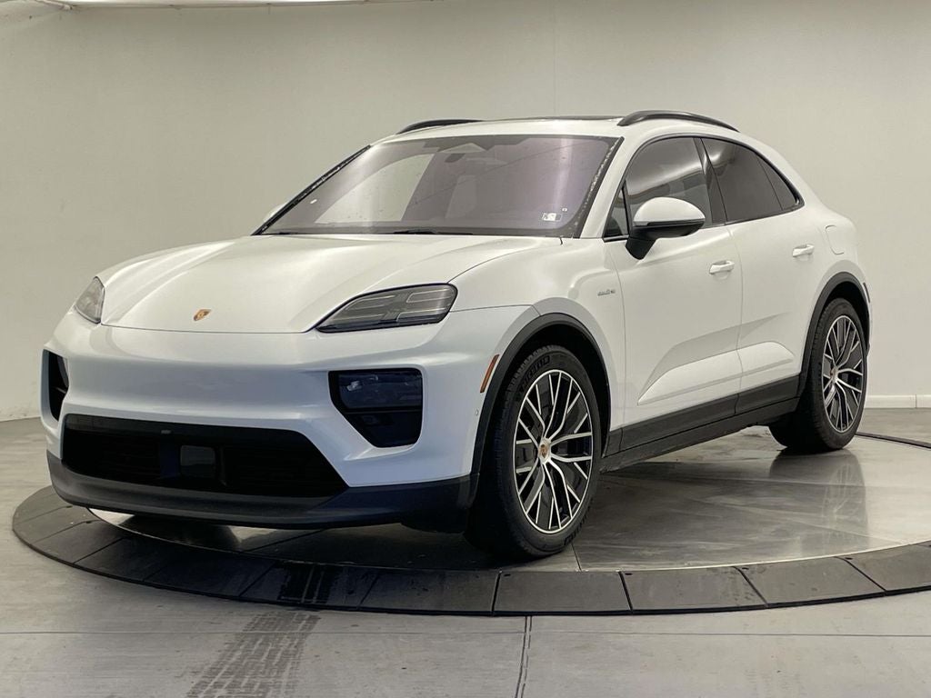 2025 Porsche Macan Electric 4S