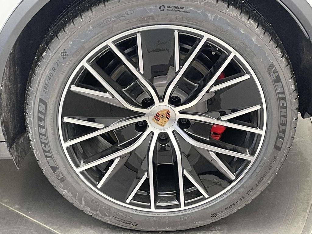 2025 Porsche Macan Electric 4S