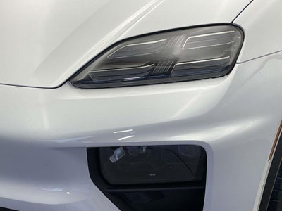 2025 Porsche Macan Electric 4S