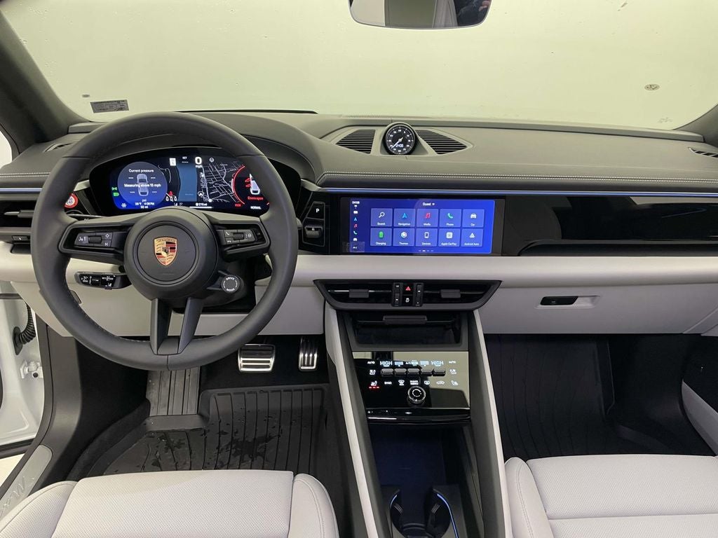 2025 Porsche Macan Electric 4S