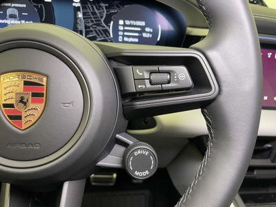 2025 Porsche Macan Electric 4S