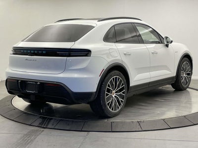 2025 Porsche Macan Electric 4S