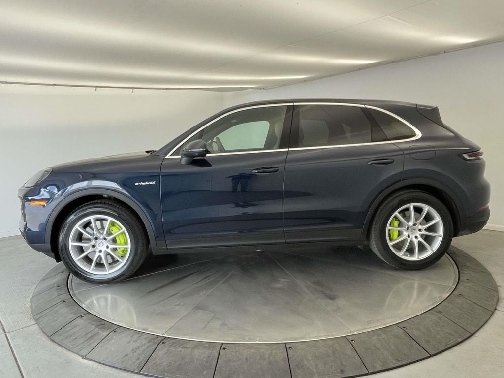 2024 Porsche Cayenne E-Hybrid Base