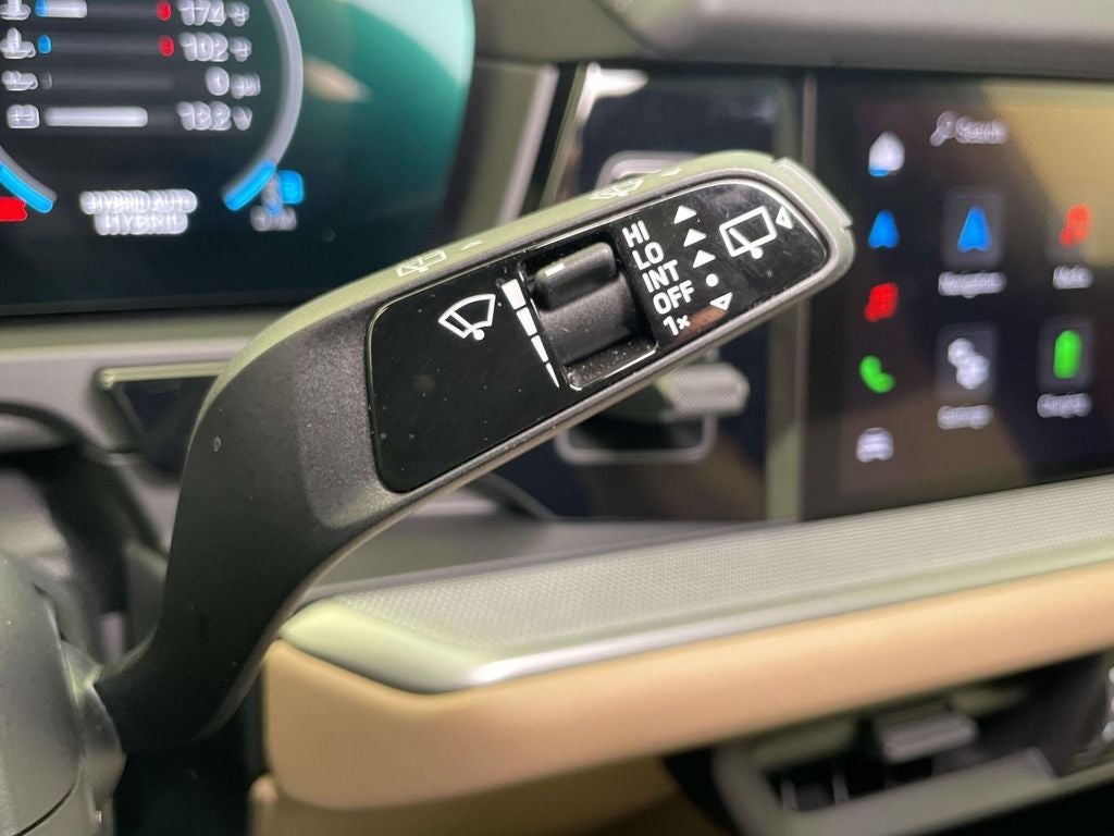 2024 Porsche Cayenne E-Hybrid Base
