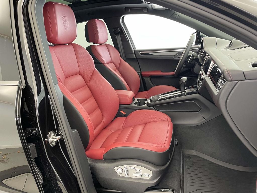 2026 Porsche Macan S