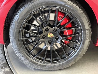 2023 Porsche Cayenne GTS