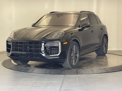 2025 Porsche Cayenne Turbo E-Hybrid Base