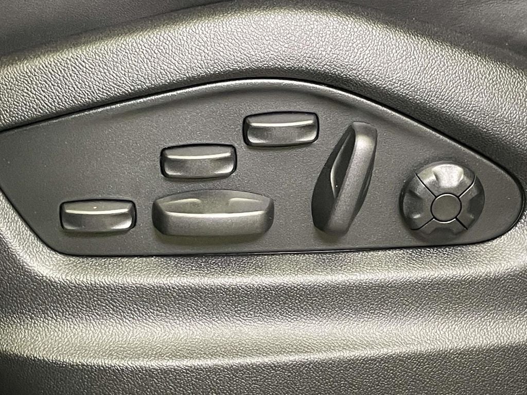 2025 Porsche Cayenne Turbo E-Hybrid Base