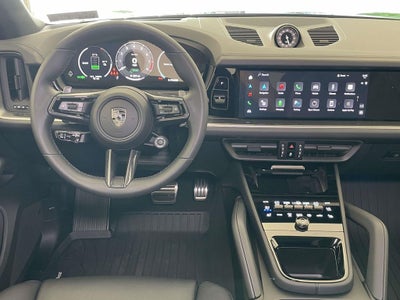 2025 Porsche Cayenne Turbo E-Hybrid Base