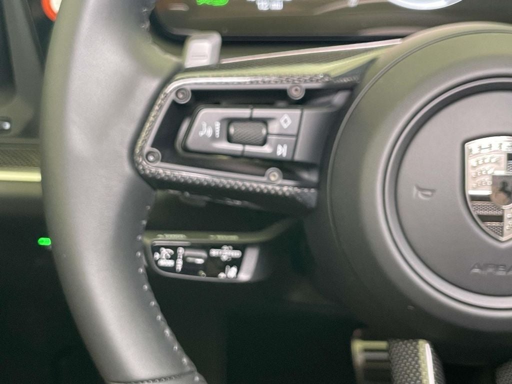 2025 Porsche Cayenne Turbo E-Hybrid Base