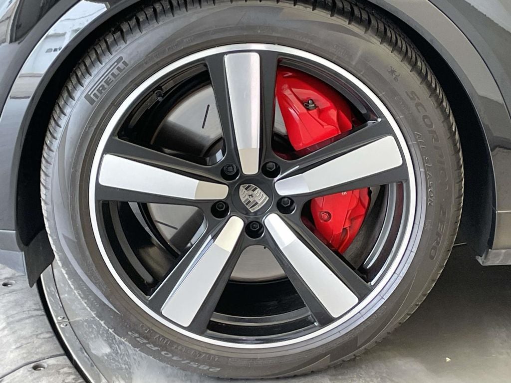 2025 Porsche Cayenne E-Hybrid Turbo
