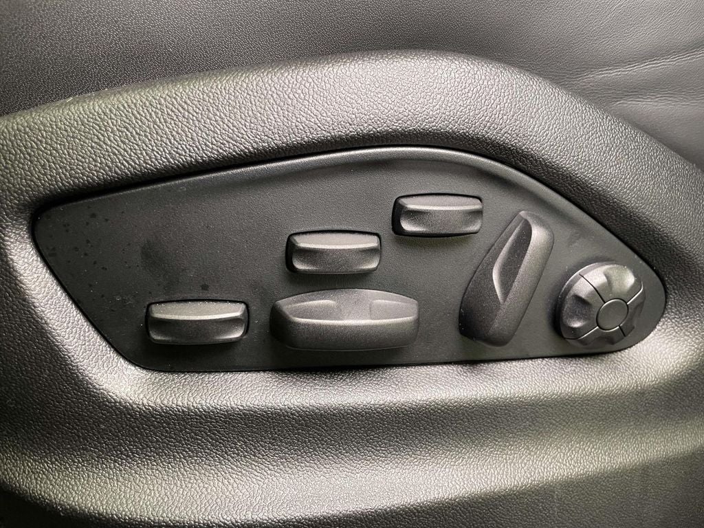 2025 Porsche Cayenne E-Hybrid Turbo