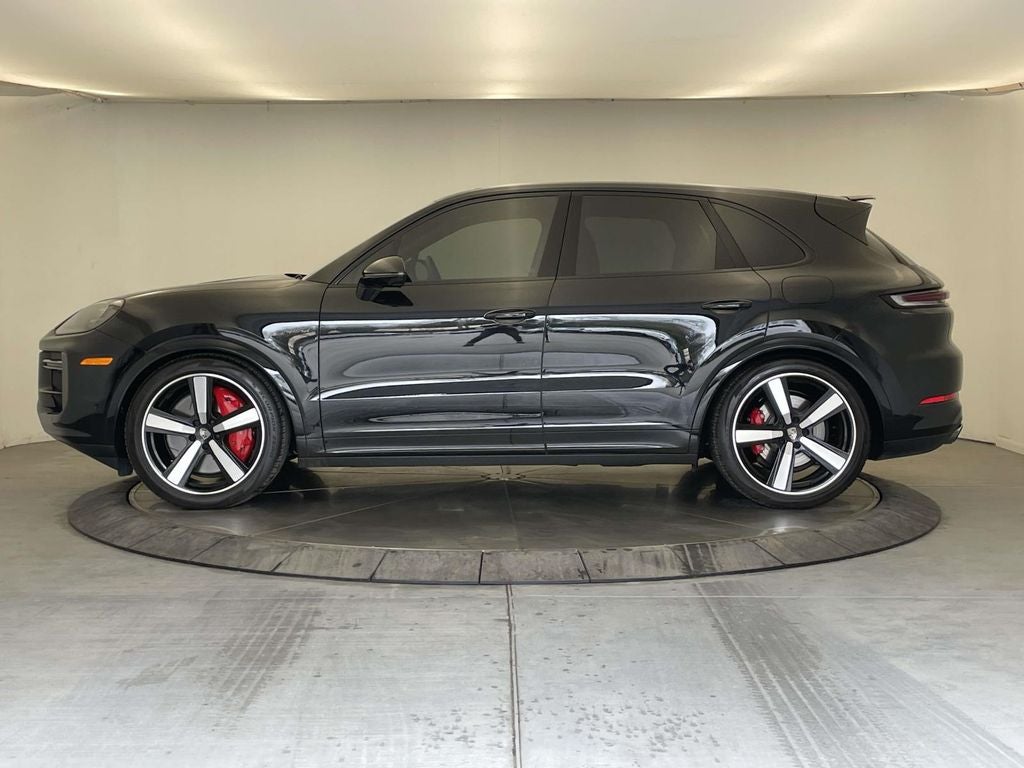 2025 Porsche Cayenne E-Hybrid Turbo