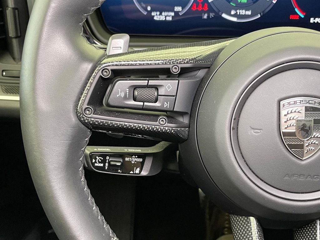 2025 Porsche Cayenne E-Hybrid Turbo