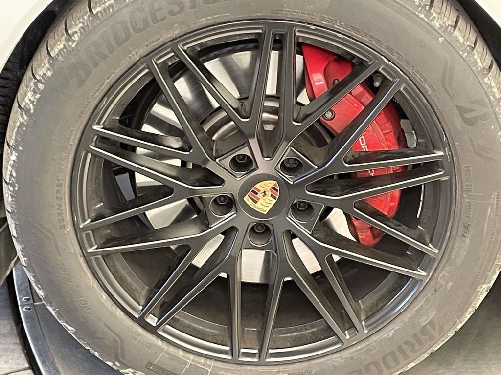 2025 Porsche Cayenne E-Hybrid S