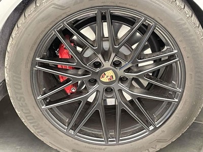 2025 Porsche Cayenne E-Hybrid S