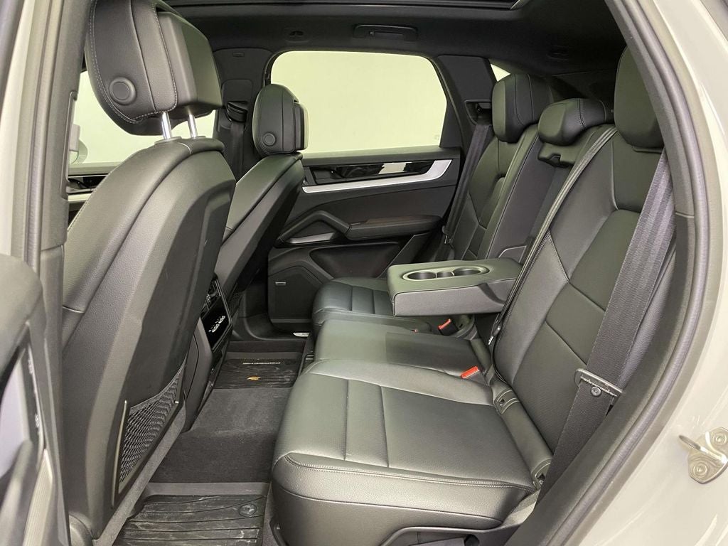 2025 Porsche Cayenne E-Hybrid S