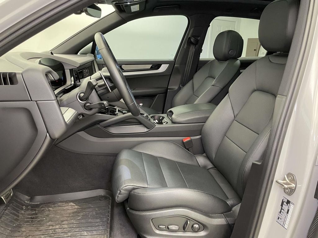 2025 Porsche Cayenne E-Hybrid S