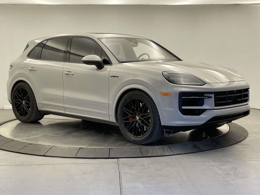 2025 Porsche Cayenne E-Hybrid S