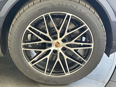 2026 Porsche Cayenne Coupe Base