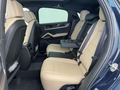 2026 Porsche Cayenne Coupe Base