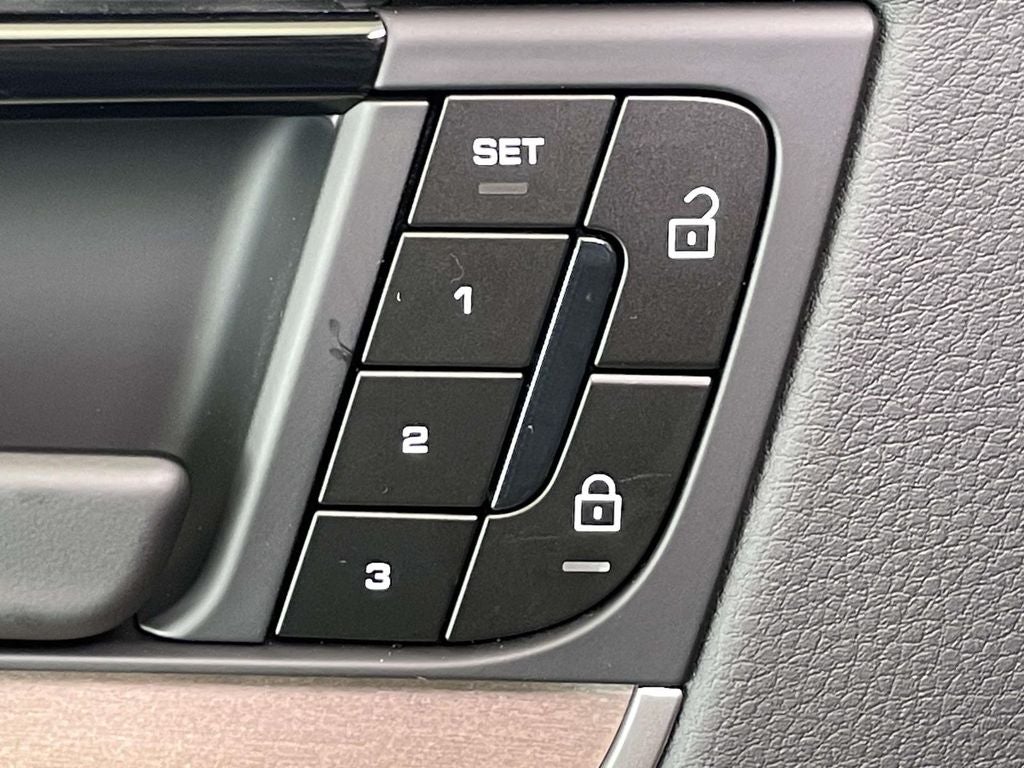 2026 Porsche Cayenne Coupe Base