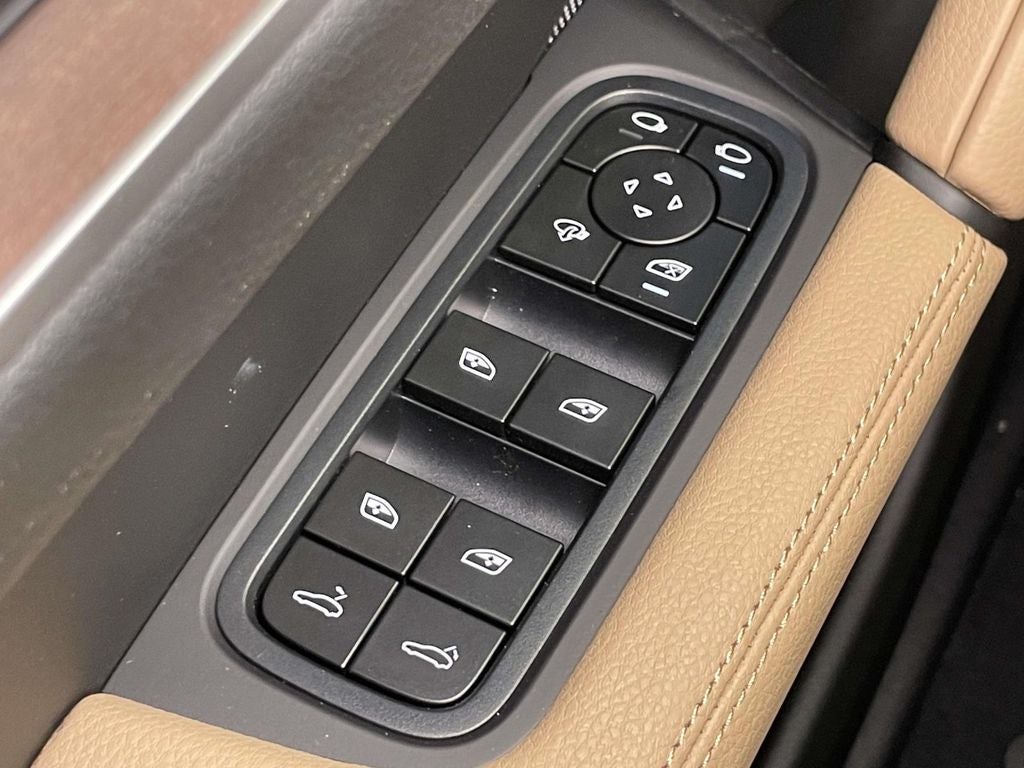 2026 Porsche Cayenne Coupe Base