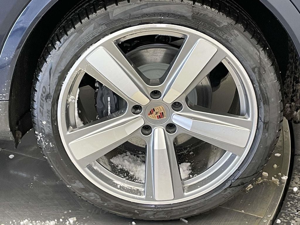 2026 Porsche Cayenne Coupe Base