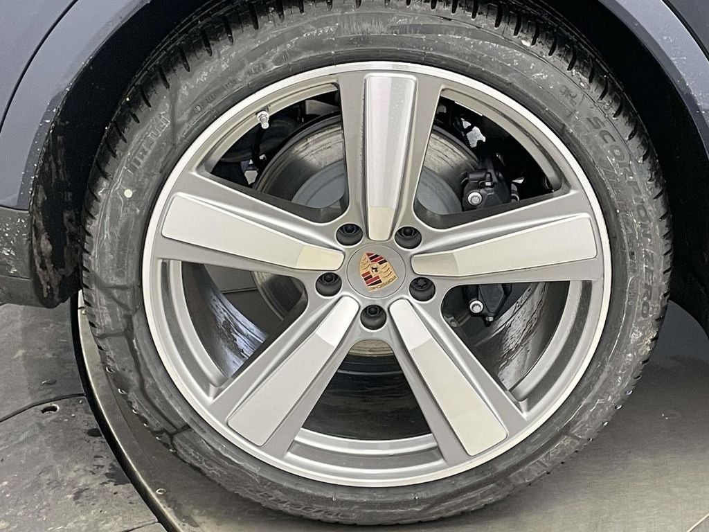 2026 Porsche Cayenne Coupe Base