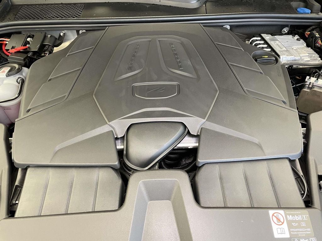 2026 Porsche Cayenne Coupe Base