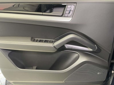 2026 Porsche Cayenne Coupe Base