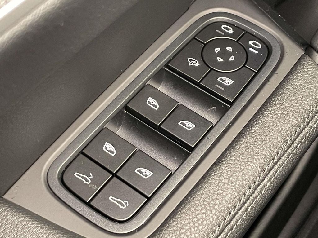 2026 Porsche Cayenne Coupe Base