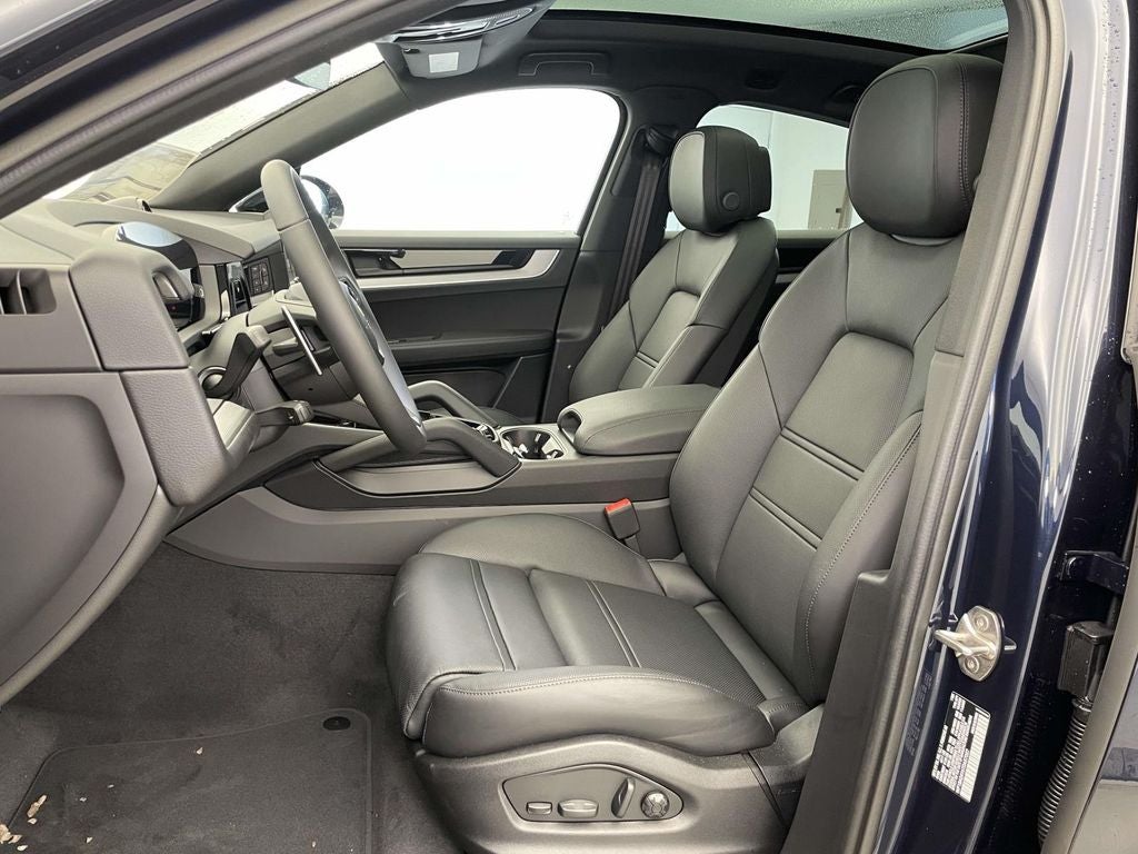 2026 Porsche Cayenne Coupe Base