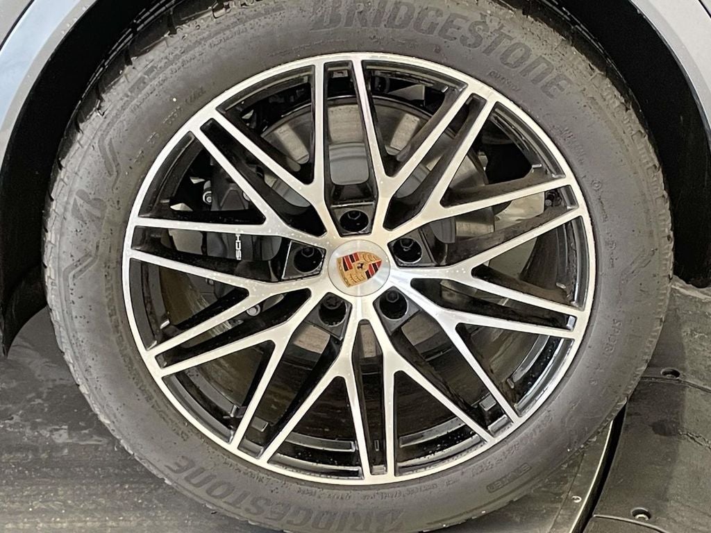 2026 Porsche Cayenne Coupe Base