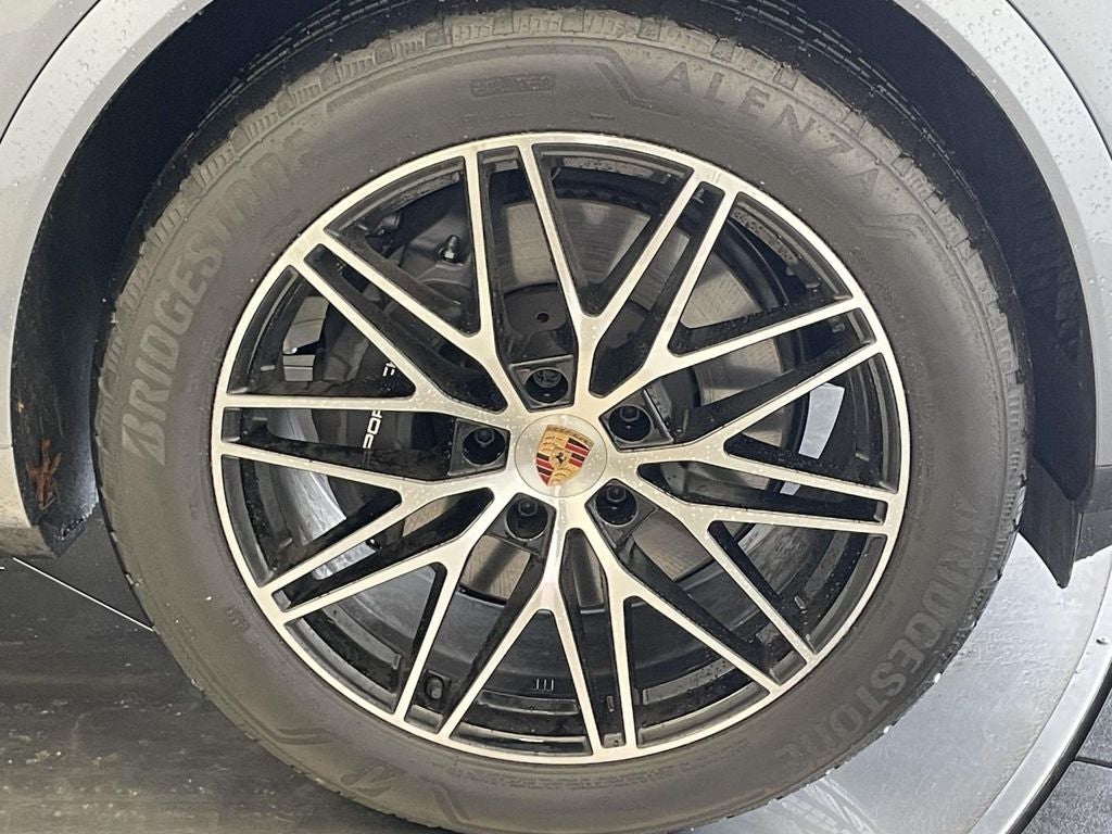 2026 Porsche Cayenne Coupe Base