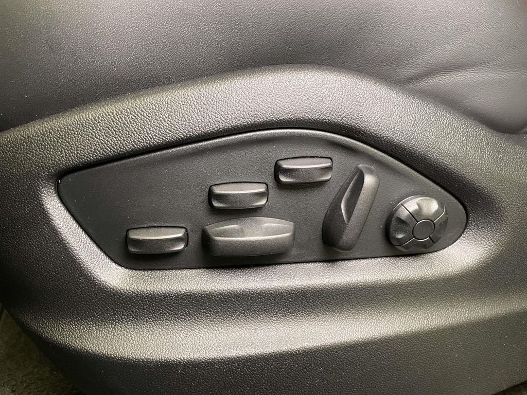 2026 Porsche Cayenne Coupe GTS